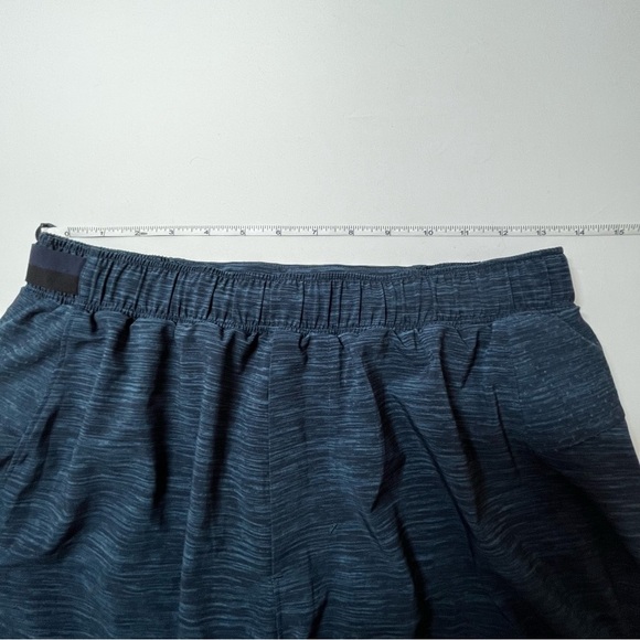 Lululemon Athletica Blue Surge Athletic Lined Shorts Size Medium - Picture 6 of 9